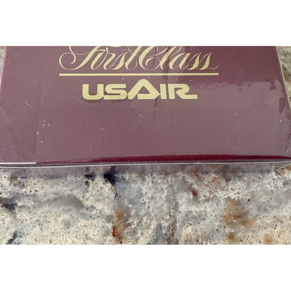 Vintage USAIR First Class PLAYING CARDS - BRAND NEW SEALED - Picture 2 of 8